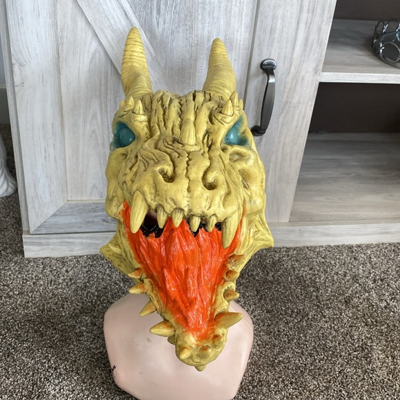 Vintage Original 1990s Demon Dragon From Underworld Fire Breathe - Picture 4 of 7